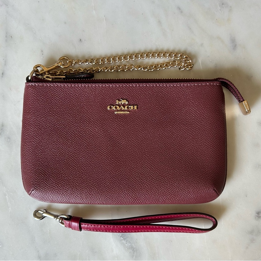 Coach Wristlet Wallet Card Holder NWOT F73044 Crossgrain Leather Large Authentic
